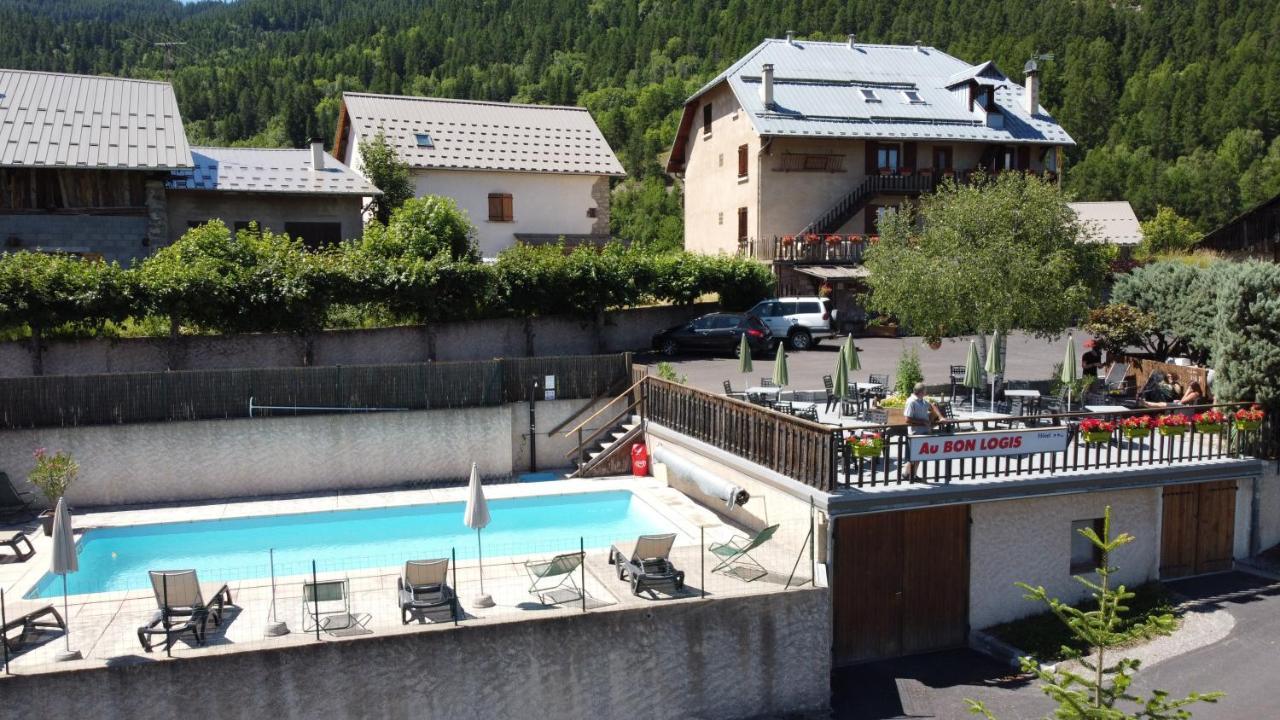 Au Bon Logis Hotell Risoul Exteriör bild