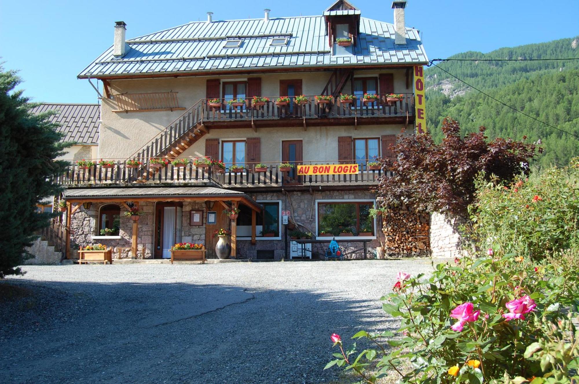 Au Bon Logis Hotell Risoul Exteriör bild
