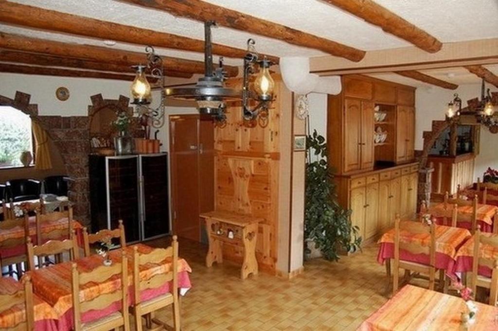 Au Bon Logis Hotell Risoul Exteriör bild