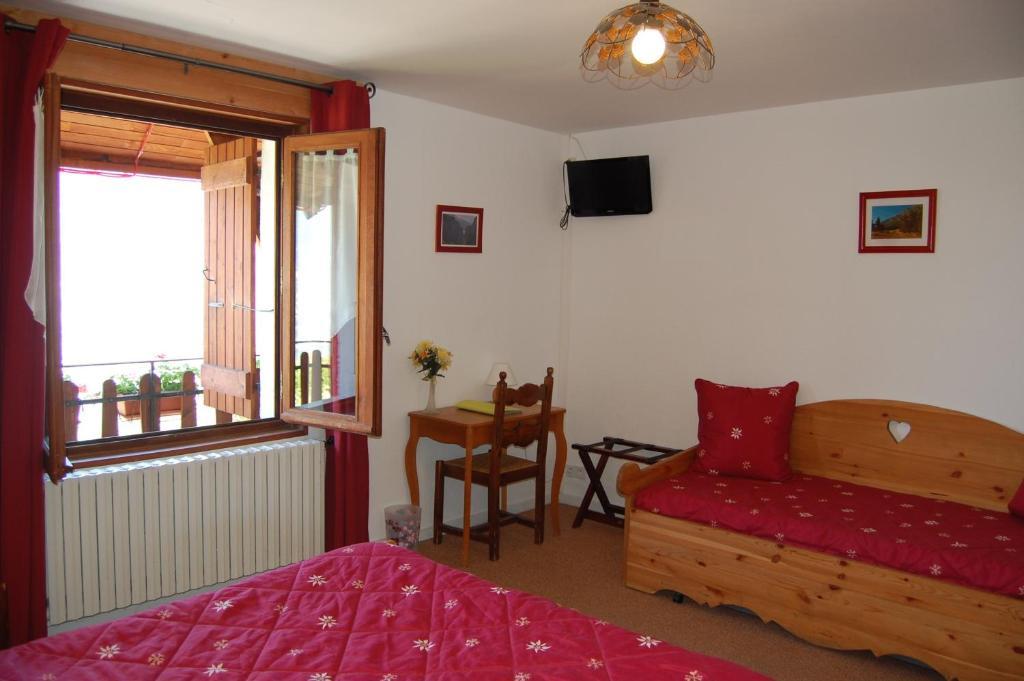 Au Bon Logis Hotell Risoul Exteriör bild